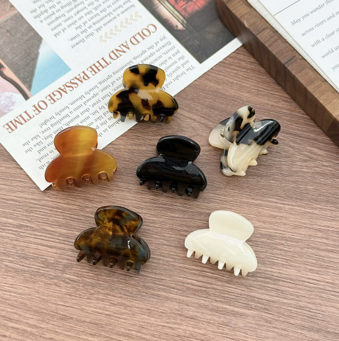 Mini Marble Tortoise Claw Clips