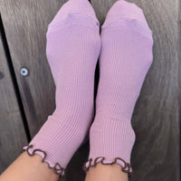 Petite Ruffled Modal Socks - Lilac + Brown