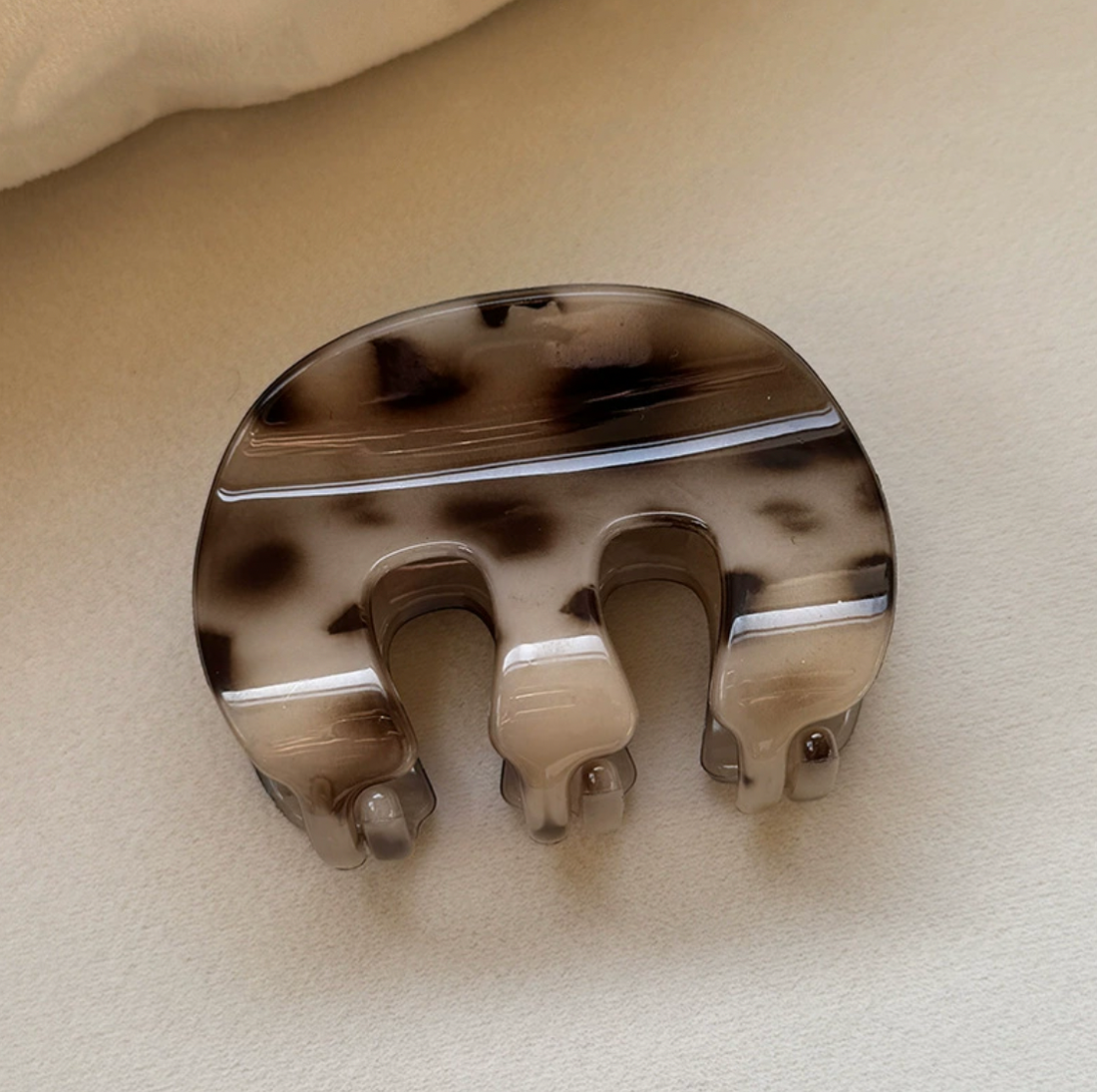 Chic Claw Clip
