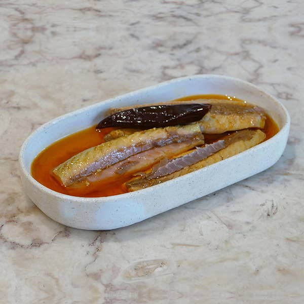 Mackerel Fillets with Curry and Chili Pepper