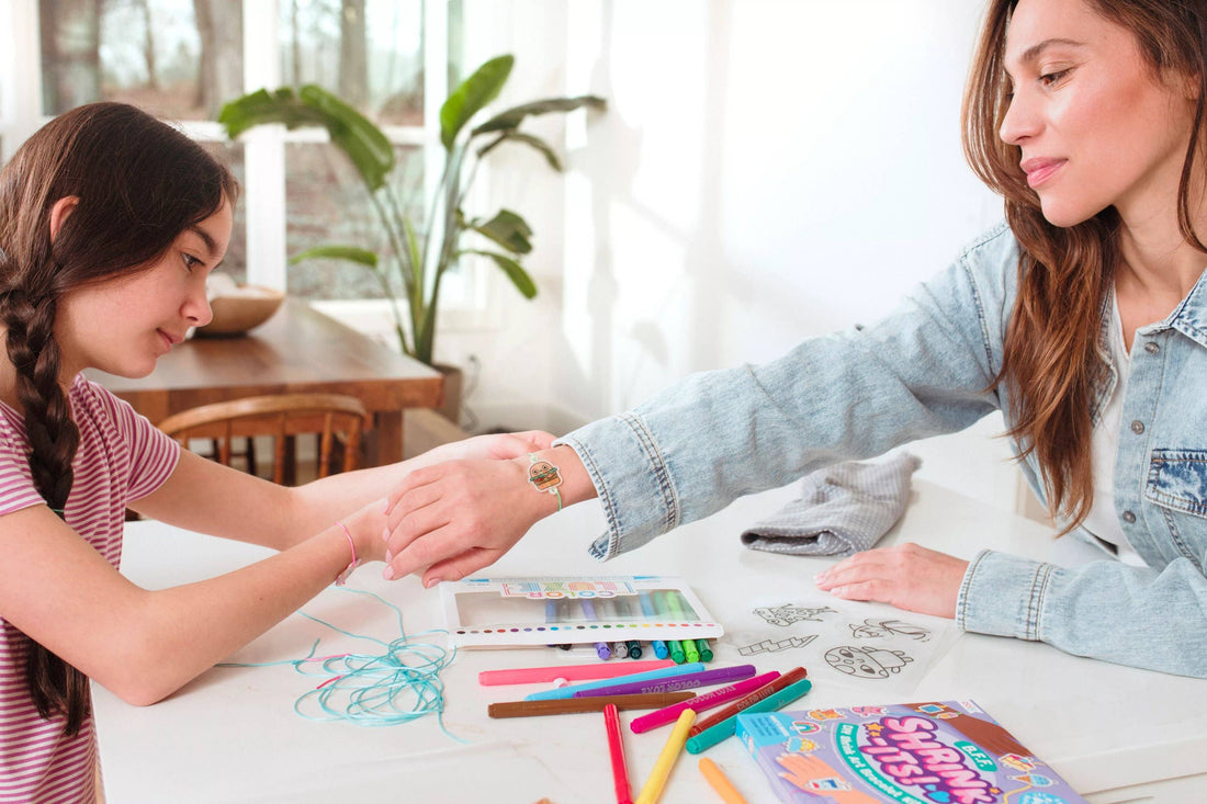 Shrink-Its! D.I.Y. Shrink Art Bracelets Kit
