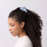 Lucy Sky Blue Hair Claw