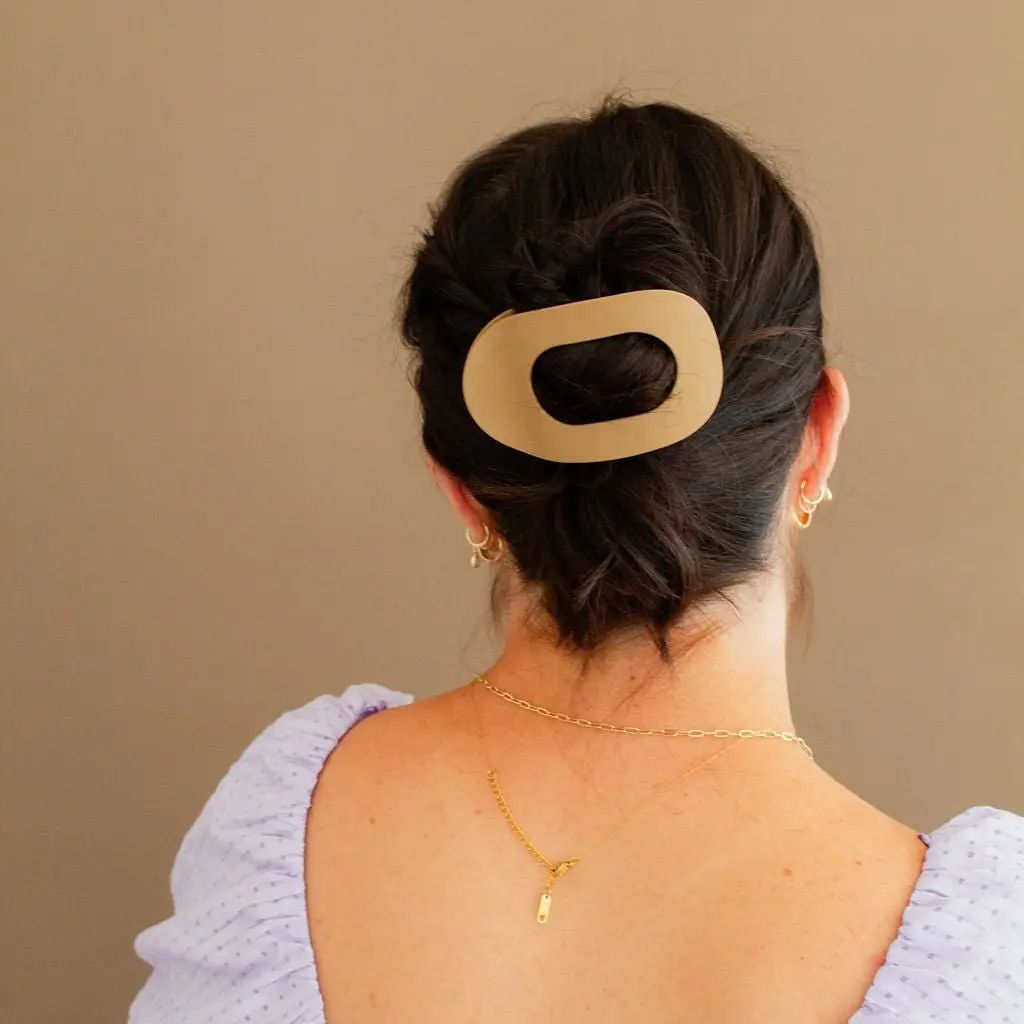 Circle Cutout Flat Claw Clip