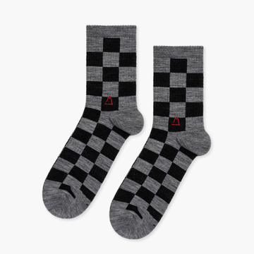 wool black and heather grey checkered mens socks