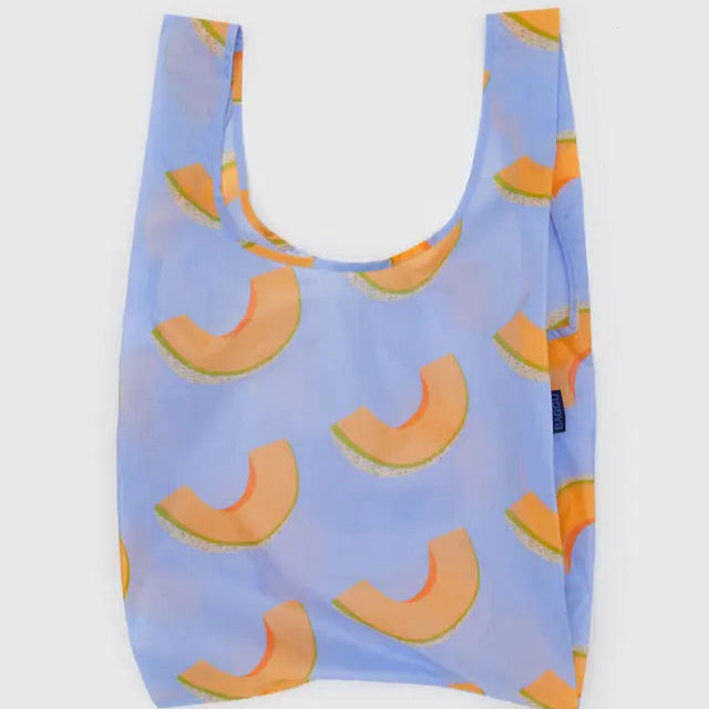 standard baggu in blue and cantaloupes