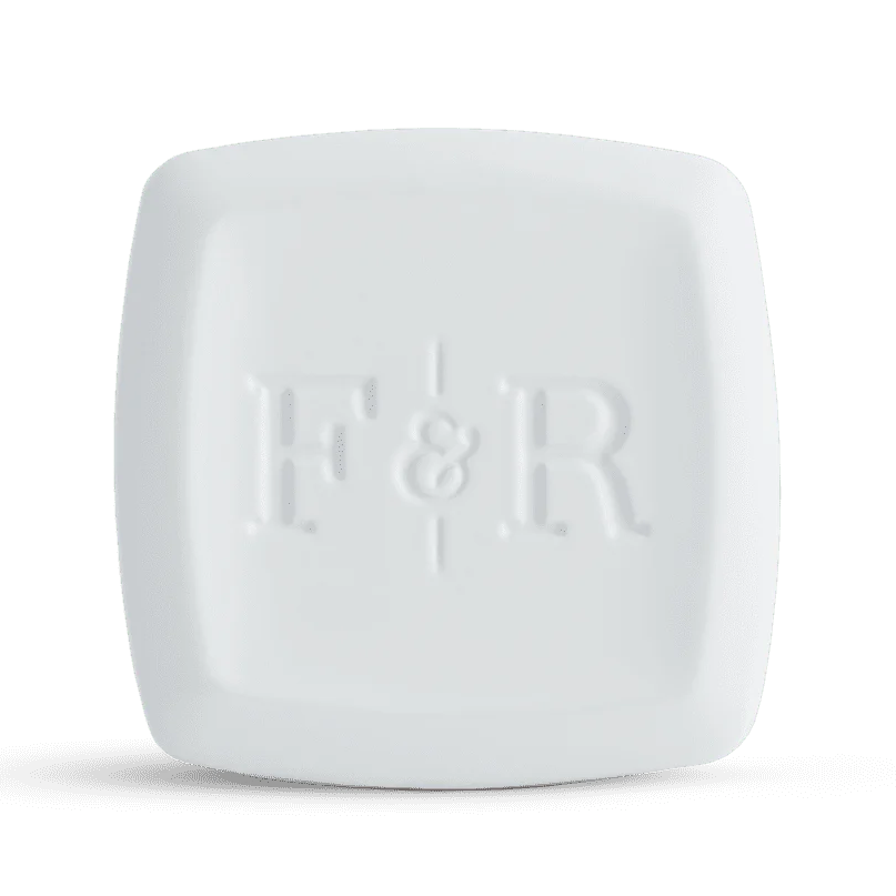 solid fragrance with earth and summer rainfall notes