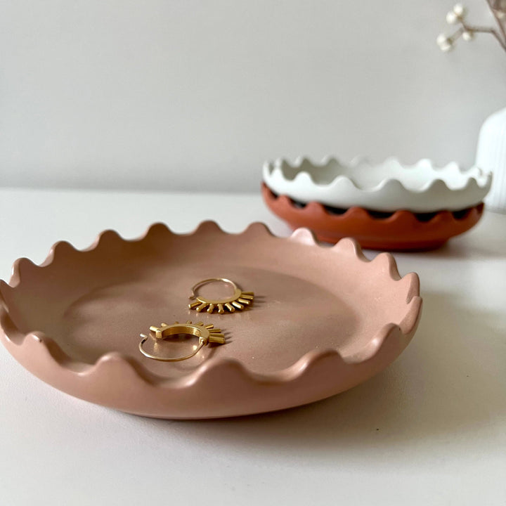 rose colored scalloped tray