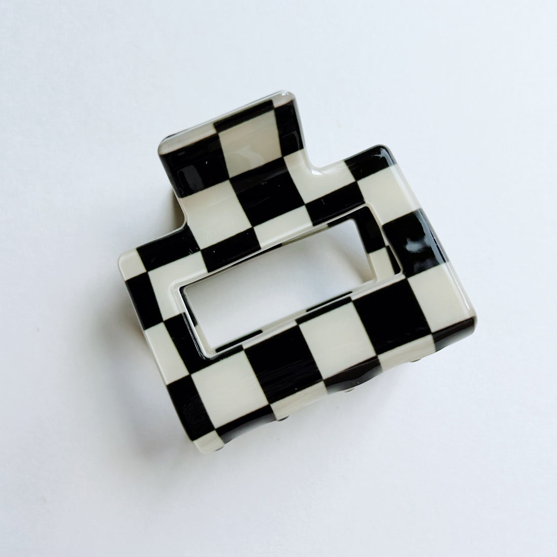 small black and white checkered hair claw 