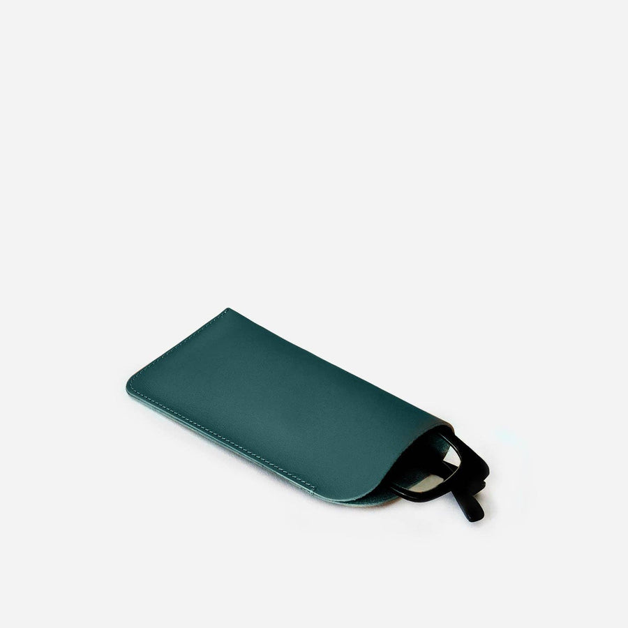 The Looker Glasses Case - Dawn