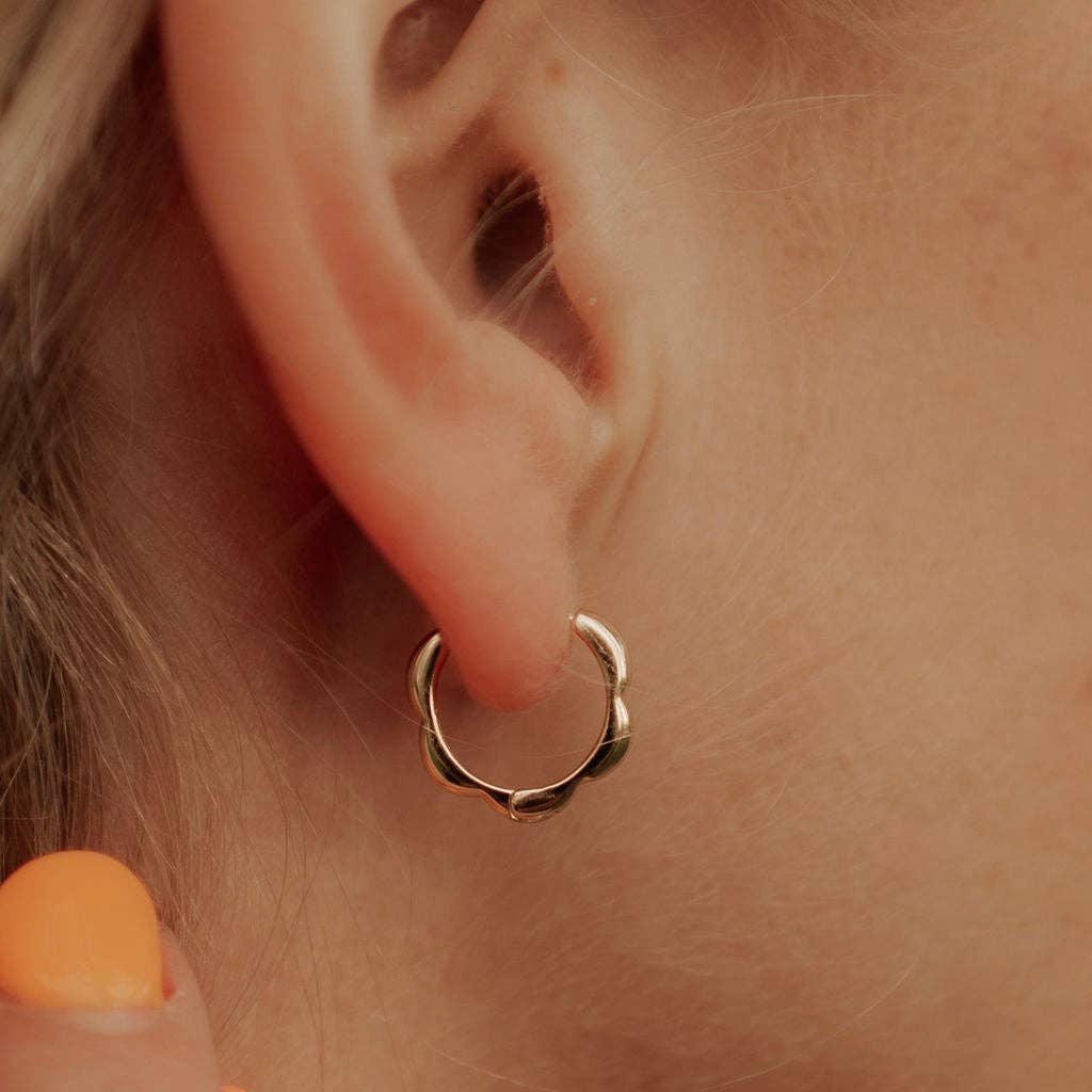 Lola Floral Hoops