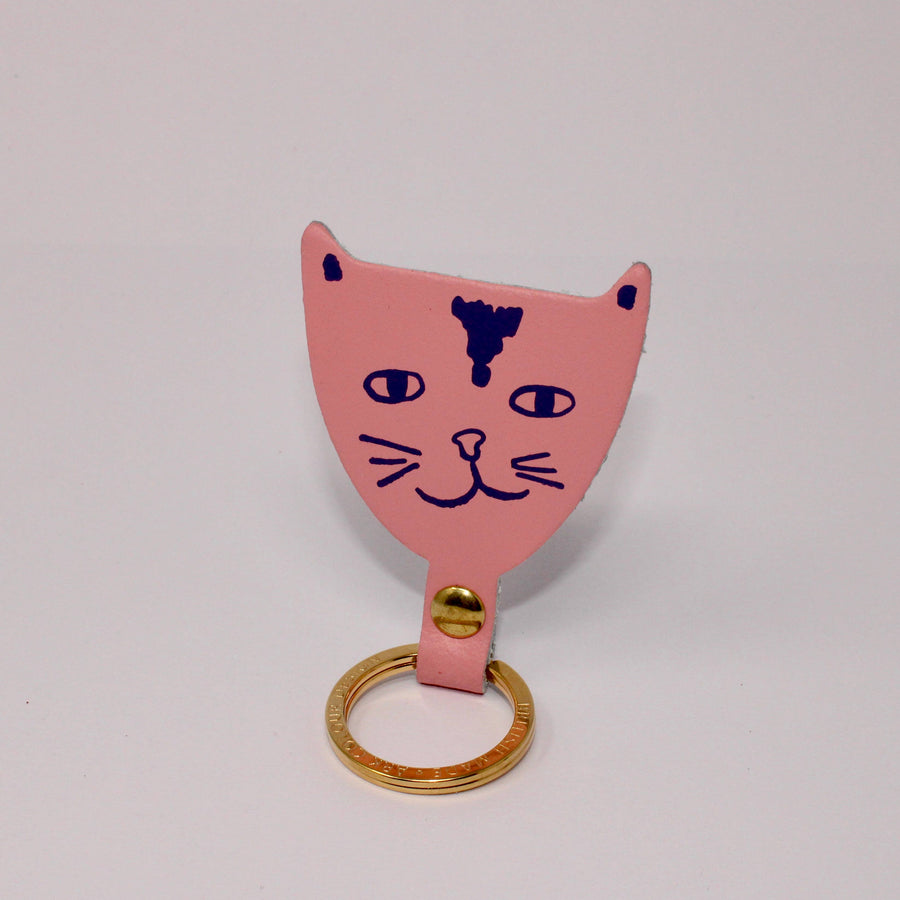 Pink cat-shaped leather keychain 