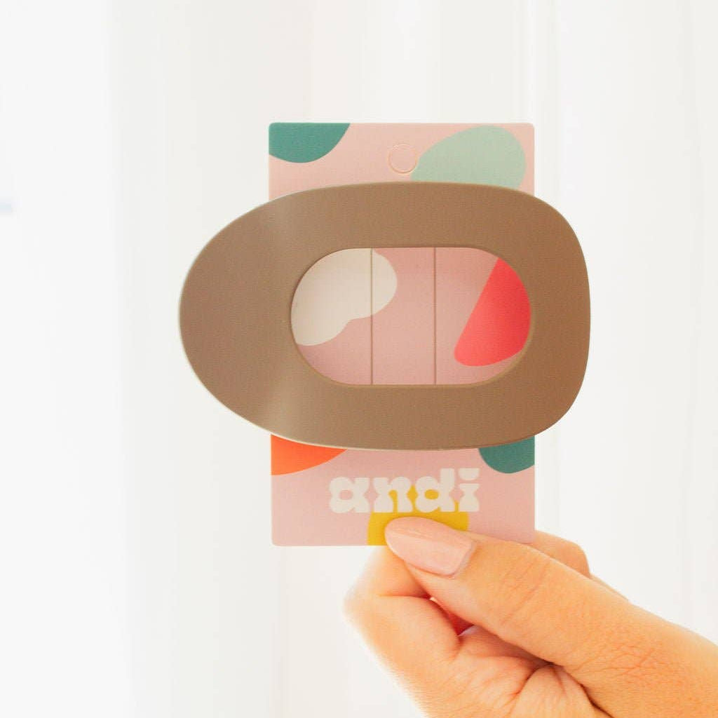 Circle Cutout Flat Claw Clip