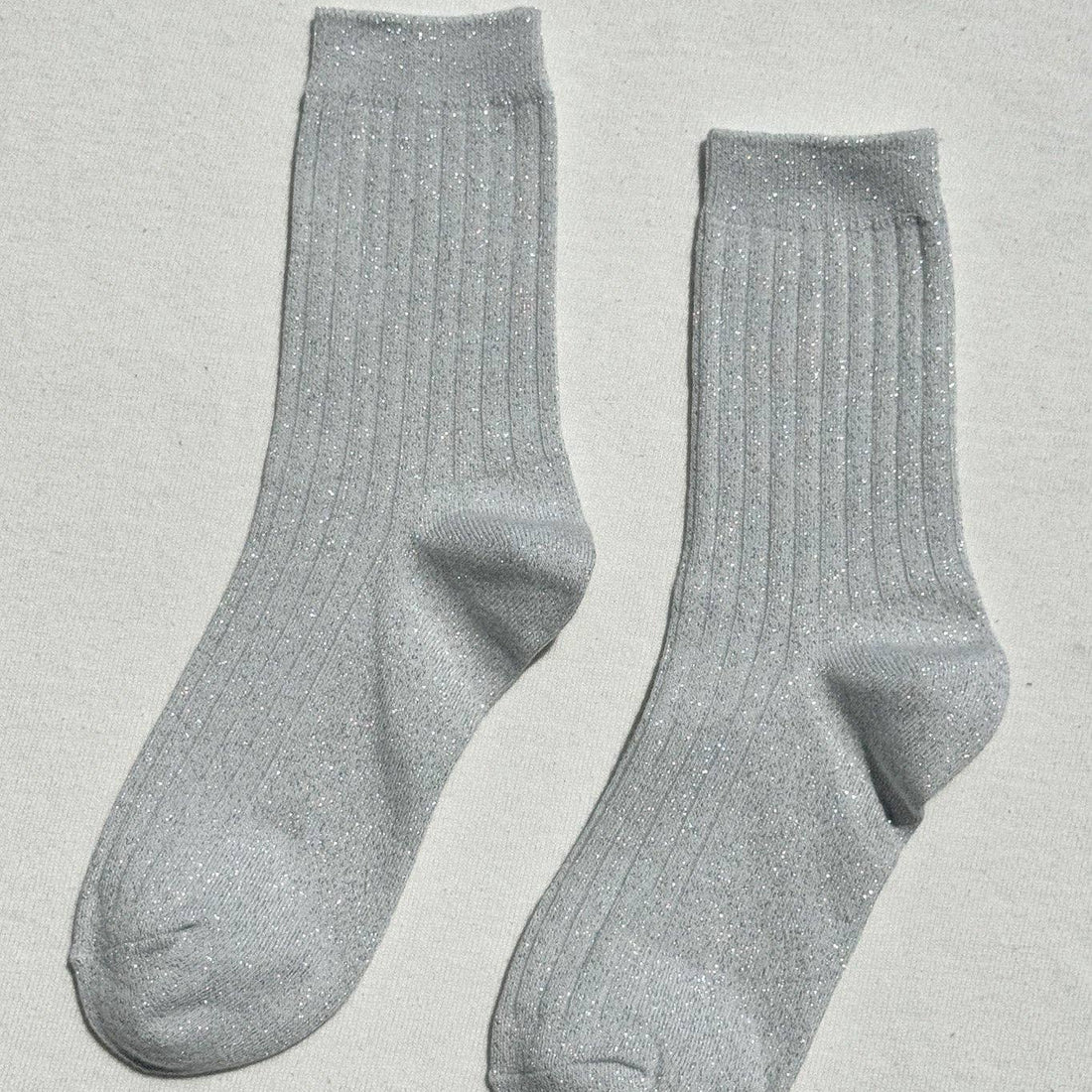 le bon her socks in snow white