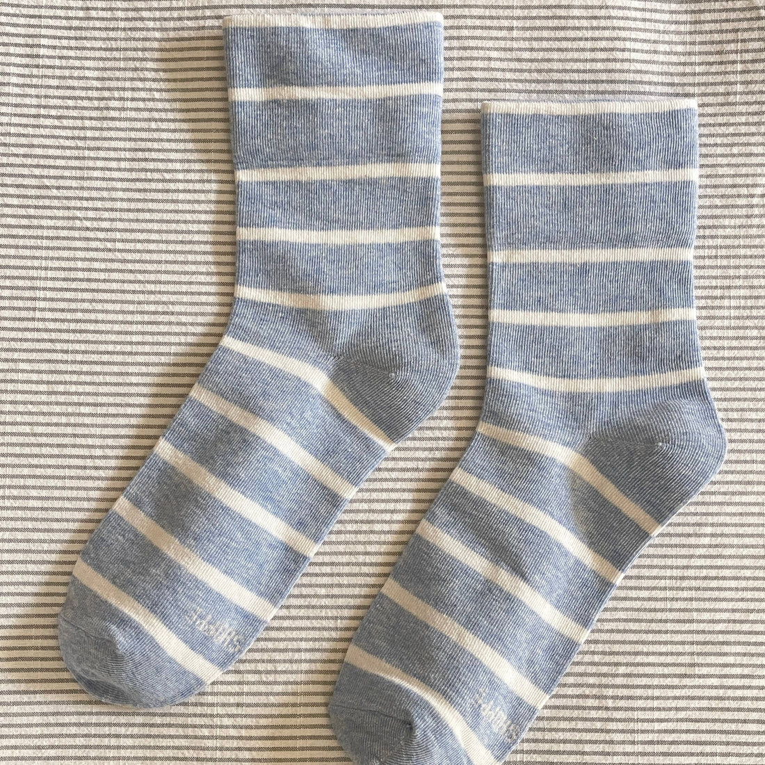 le bon shoppe striped wally socks in sky