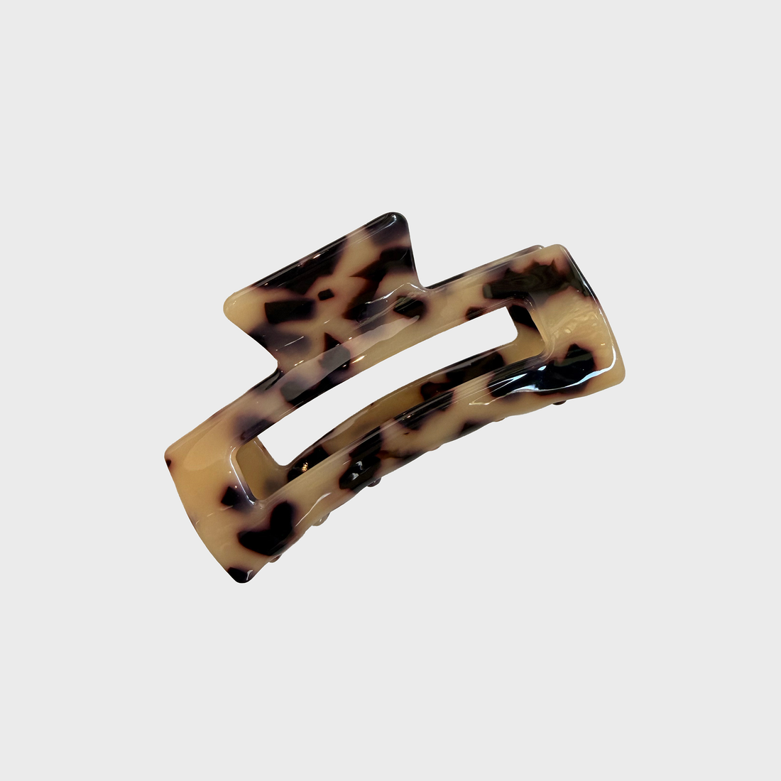 Medium Cream Tortoise Hair Claw